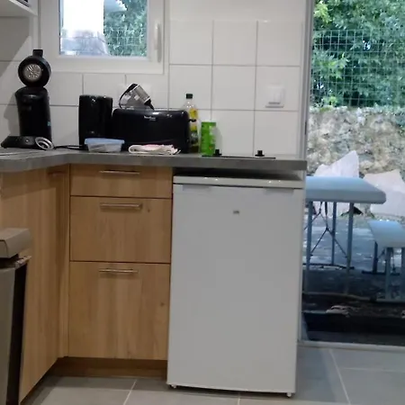 Dans Un Ecrin De Verdure Apartment *